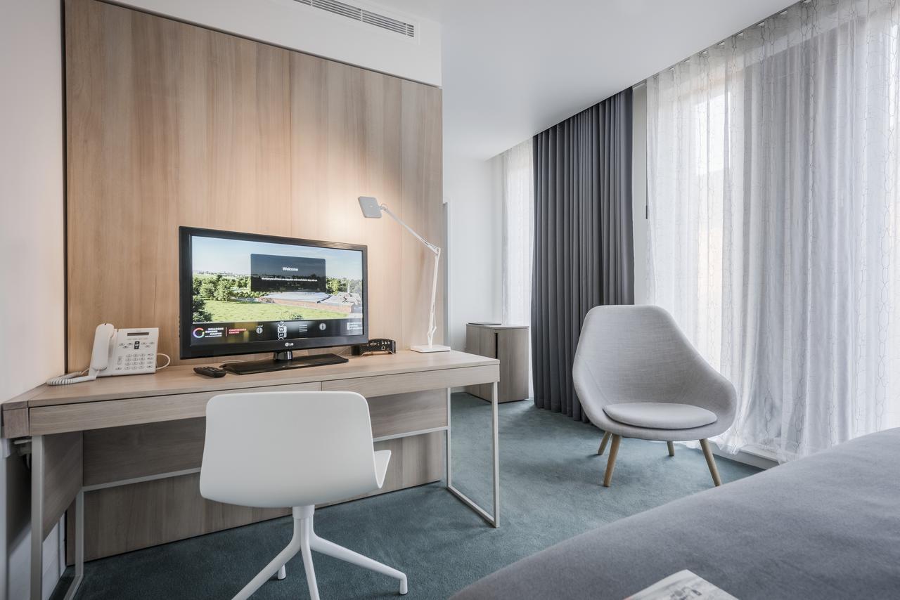 Hall And Conference Centre Hotel Hinxton